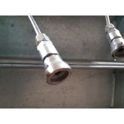 Assembly table cooled cooling table