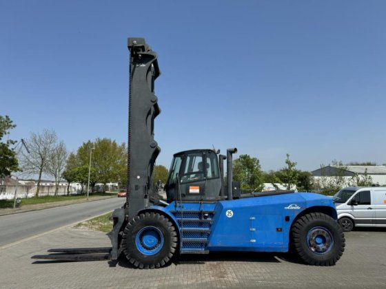 2011 Linde H320