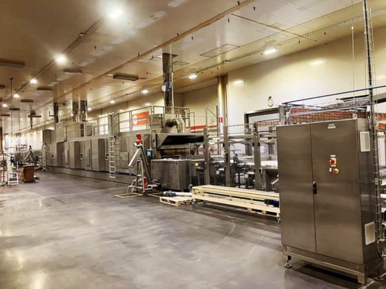 2017 デンボア、ヤウヘテクニイカ、レコード、トロンプ クラッカー生産ライン完成