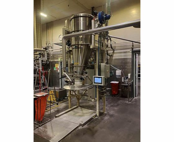 2017 デンボア、ヤウヘテクニイカ、レコード、トロンプ クラッカー生産ライン完成