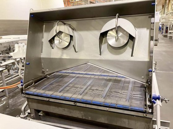 2017 デンボア、ヤウヘテクニイカ、レコード、トロンプ クラッカー生産ライン完成