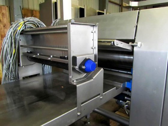 2008年 ラデメーカー・クルスト製パンライン