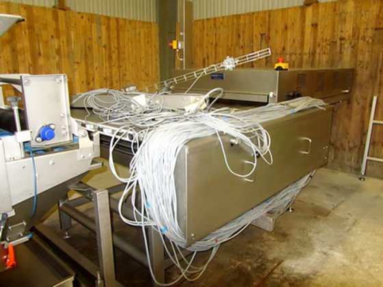 2008年 ラデメーカー・クルスト製パンライン