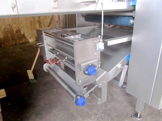 2008年 ラデメーカー・クルスト製パンライン