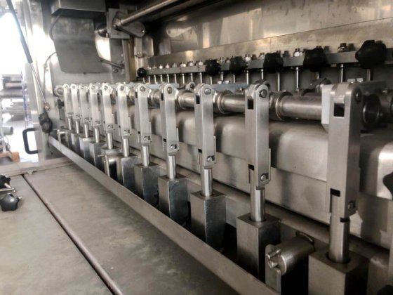 1999年 阿利梅克、杜伯尔、蒙迪尼煎饼生产线