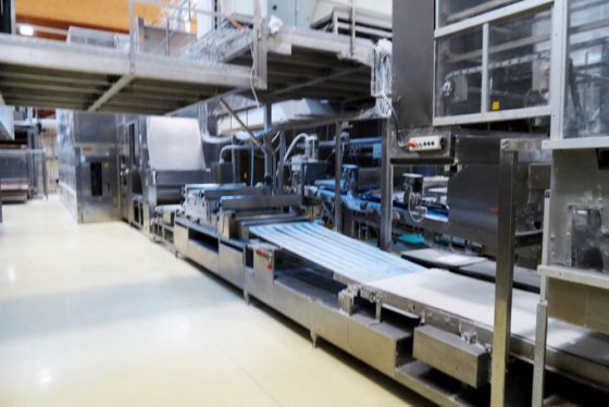 2002 年柯尼希生产线