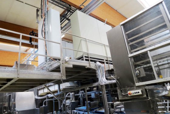 2002 年柯尼希生产线