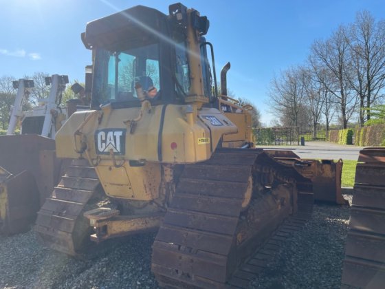 2011 CAT D6N