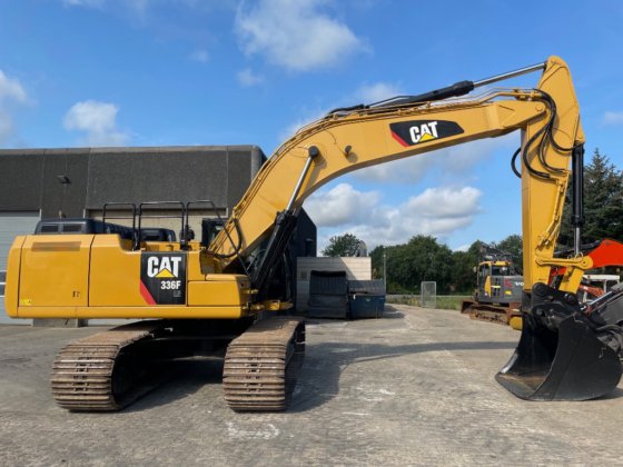 2016 CAT 336F