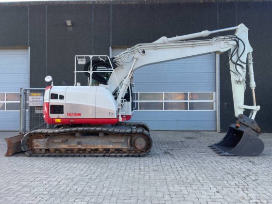 2018 Takeuchi TB2150R