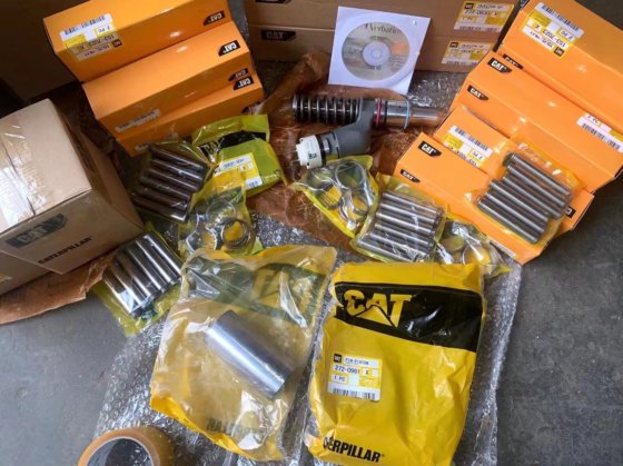 KAT-MOTORKOMPONENTEN UND TEILE