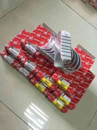 コマツエンジンアッシー＆パーツ