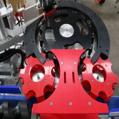 用于高速精确贴标的全自动星轮贴标机