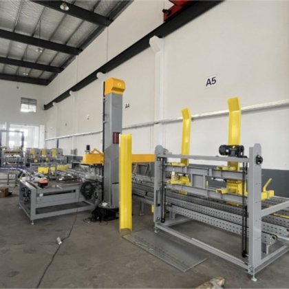 用于纸箱和纸袋的自动伺服码垛机