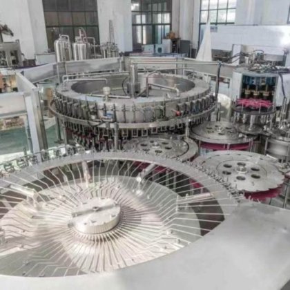 高速 60 头碳酸饮料灌装机