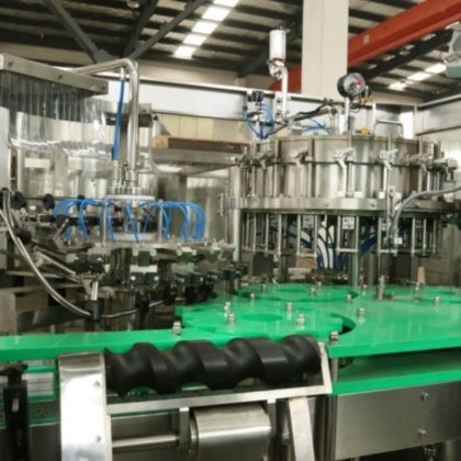 玻璃瓶式鸡尾酒灌装机