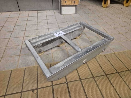 Sechs-Rad-Wipproller