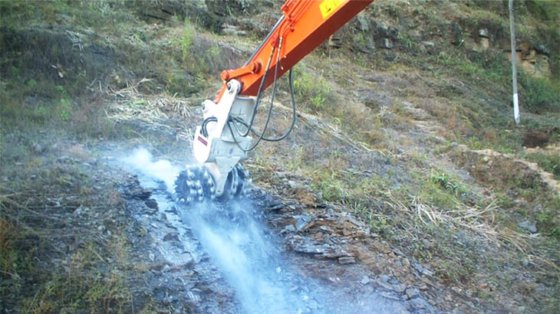 ツインヘッダ 掘削機械