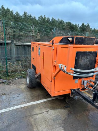 2002 hutte HBR302