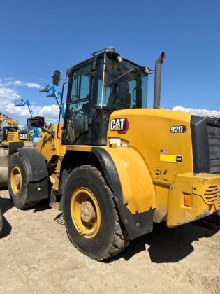 2021 Caterpillar 920