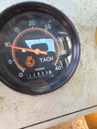 2000 Grove RT750