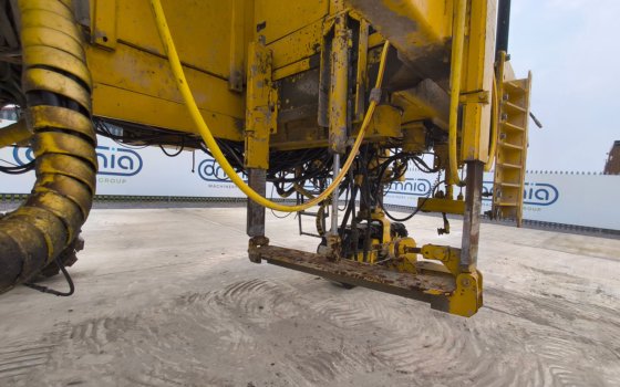 2008 Gomaco Commander III