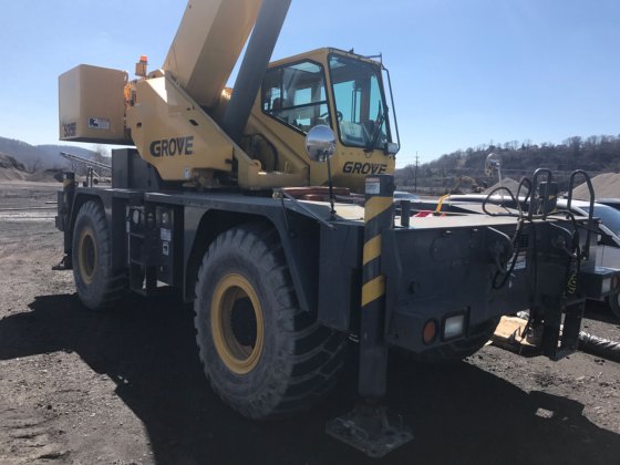 2006 Grove RT535E