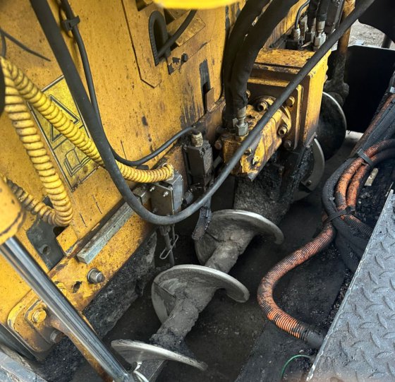 2015年卡特彼勒AP300D