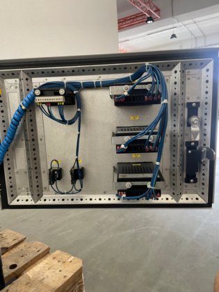 ABB 外壳系统，带温控