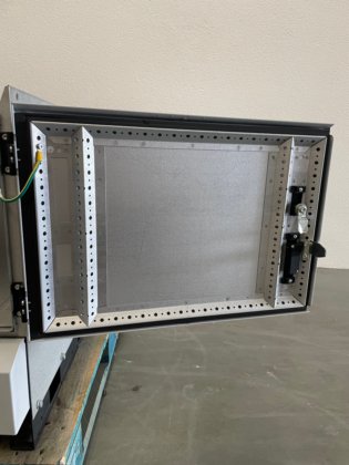 ABB筐体システム