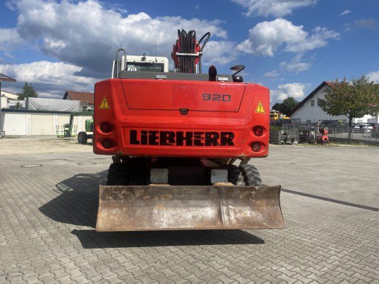 2013 Liebherr A 920