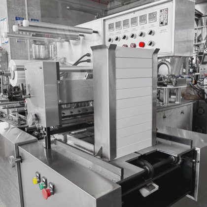 扑克盒、牙膏盒、香烟盒透明玻璃膜三维包装机