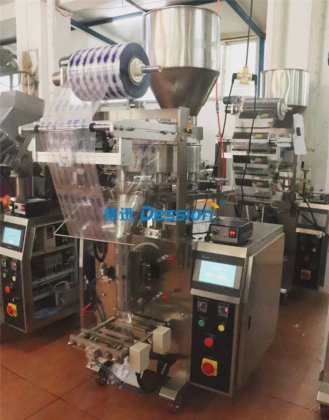 三角袋用縦型自動キャンディ顆粒包装機