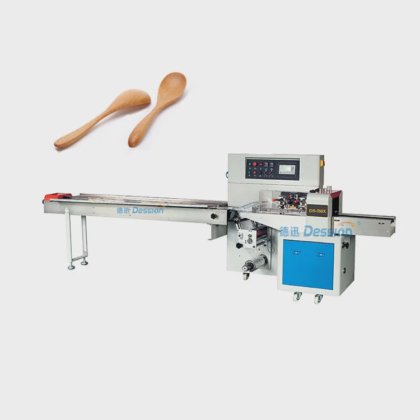 Macchina automatica per imballaggio a