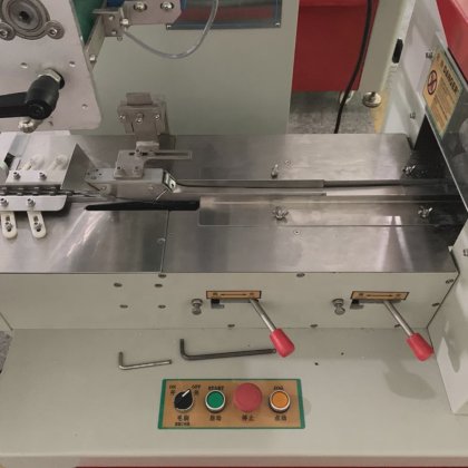 水平自動蜂蜜スプーン袋包装機