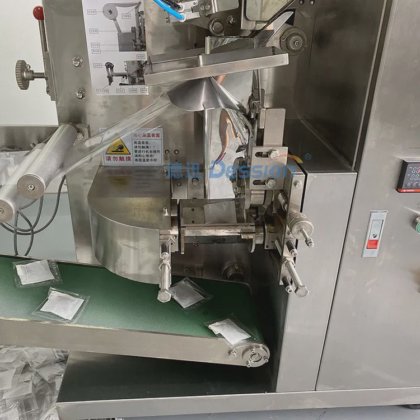 过滤浸渍茶包包装机，带绳和标签，自动茶包包装机