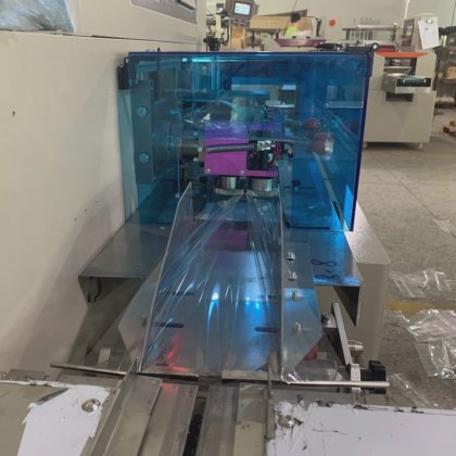 三方シール付き自動つまようじ包装機