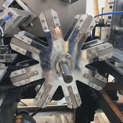 易撕透明玻璃纸包装机，适用于化妆品、香水和口红盒