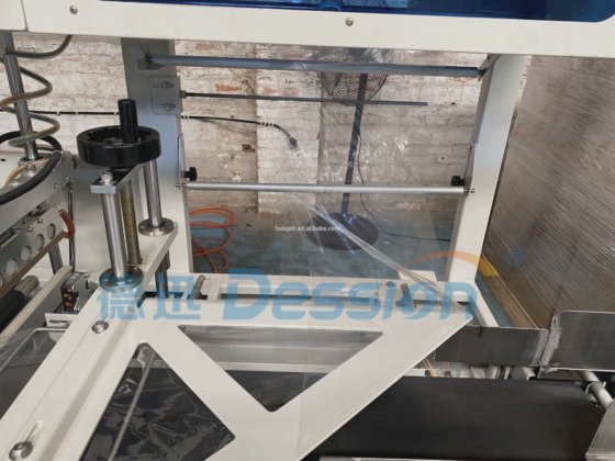 缶のシュリンク包装機 シュリンク包装機