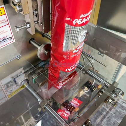 袋入りミックスナッツ、ドライフルーツ、野菜チップス用の自動粒状包装機