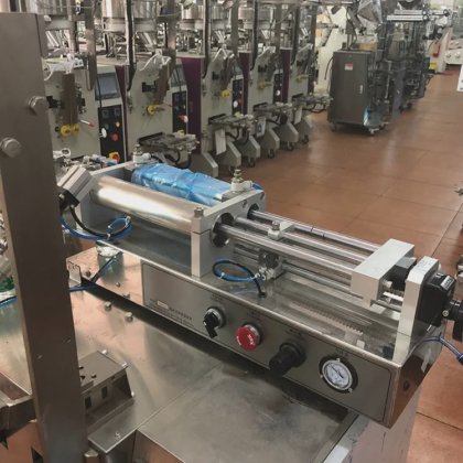 番茄酱包装解决方案机液体包装机番茄酱小袋包装机