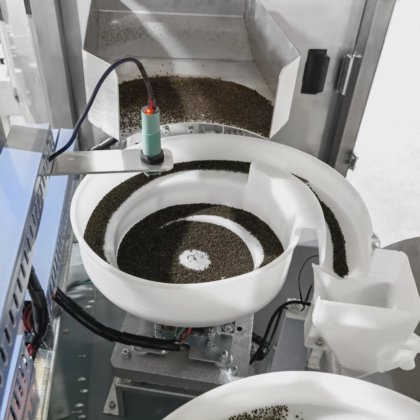 Máquina automática para embalar saquinhos