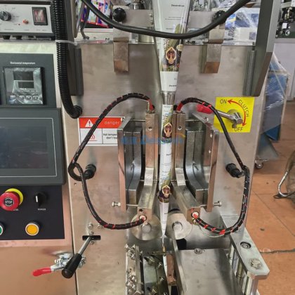 价格实惠的小型商用机器 5 克糖袋包装机