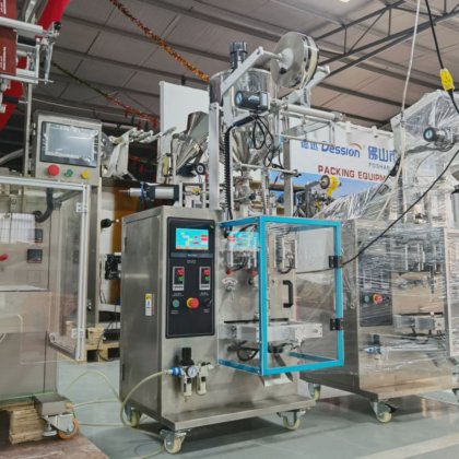 完全自動 小袋液体消毒剤・洗剤包装機、スモールビジネス包装機