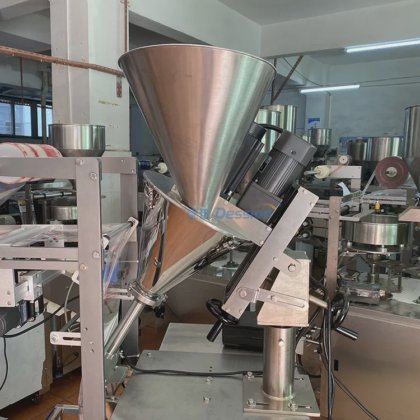 充填シール機能付きミルチ粉末サシェ包装機