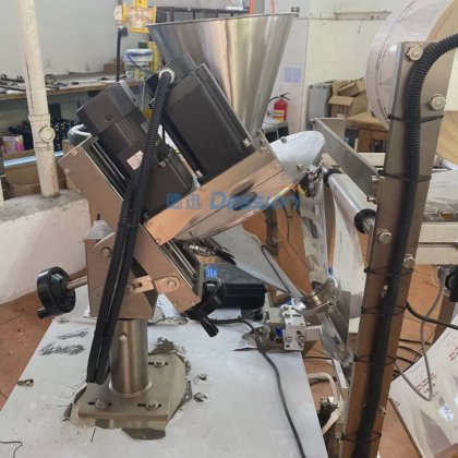 小麦/トウモロコシ/キャッサバ粉の包装用全自動高生産性小麦粉包装機