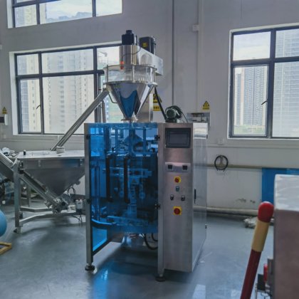 100g-1kg全自动小袋包装机，适用于奶粉、蛋白粉、咖啡粉、小型企业包装机