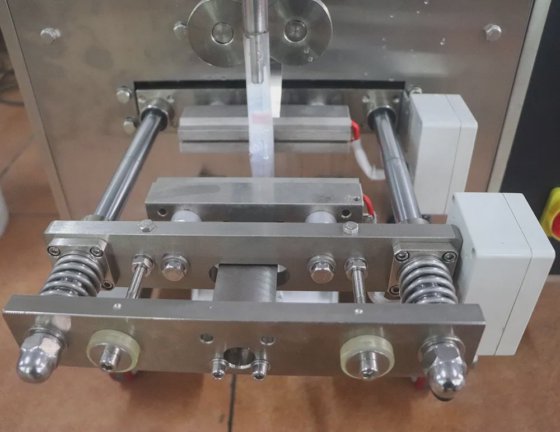 自動チリペースト、生姜、ニンニクペースト、エビペースト液体充填包装機