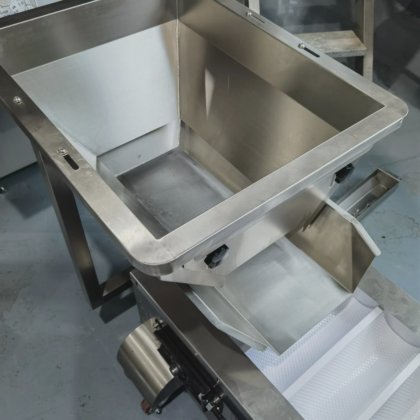 自動ポテトチップス包装機/バナナチップススナック充填シール包装機