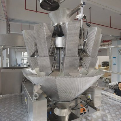 自动称重饼干、曲奇、薯片袋包装机